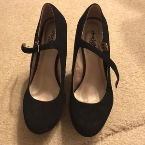 Black, strapped wedges